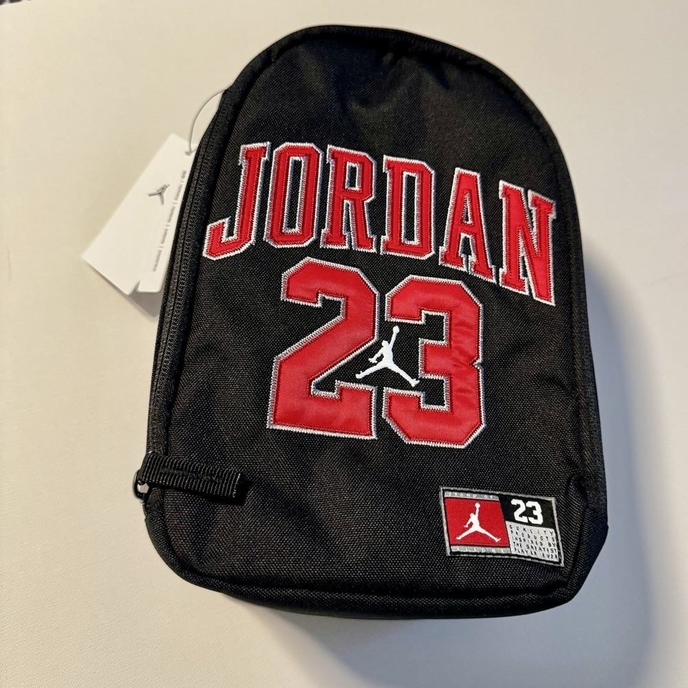 NIKE AIR‎ JORDAN Jersey 23 Zip Insulated Lunch Bag Box Camp Black Red Patch NEW